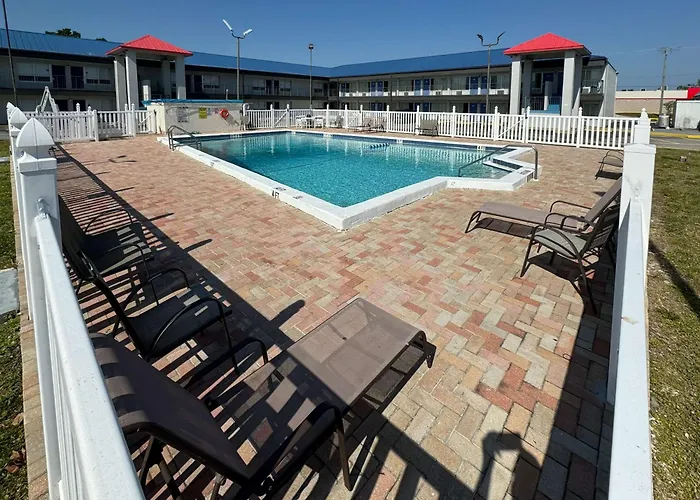 Motel 6 Englewood, Fl
